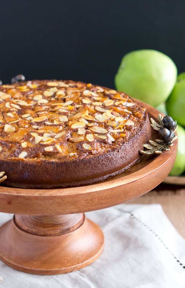Apple Almond Cake (Paleo, Gluten-Free)