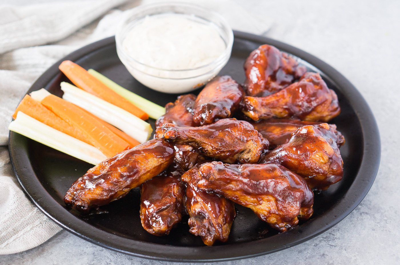 baked chicken wings with barbecue sauce