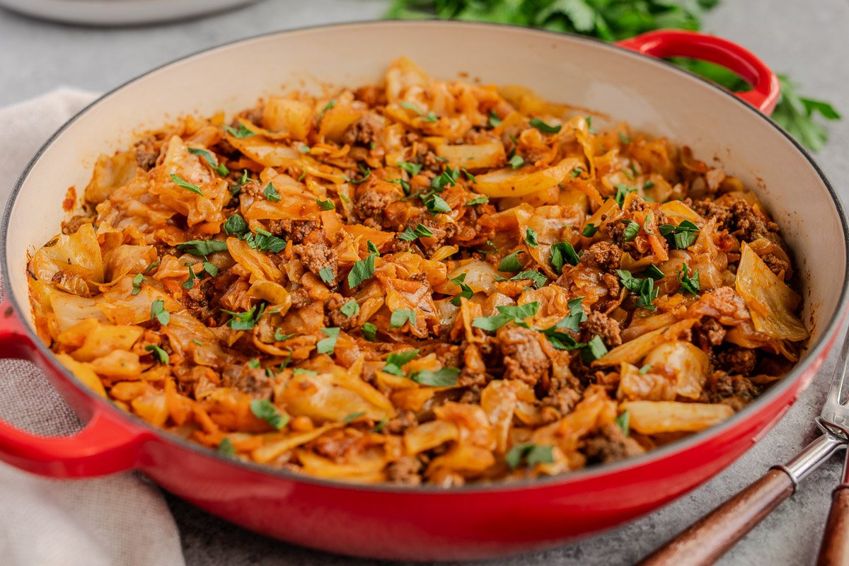 healthy ground beef and cabbage recipe in a skillet