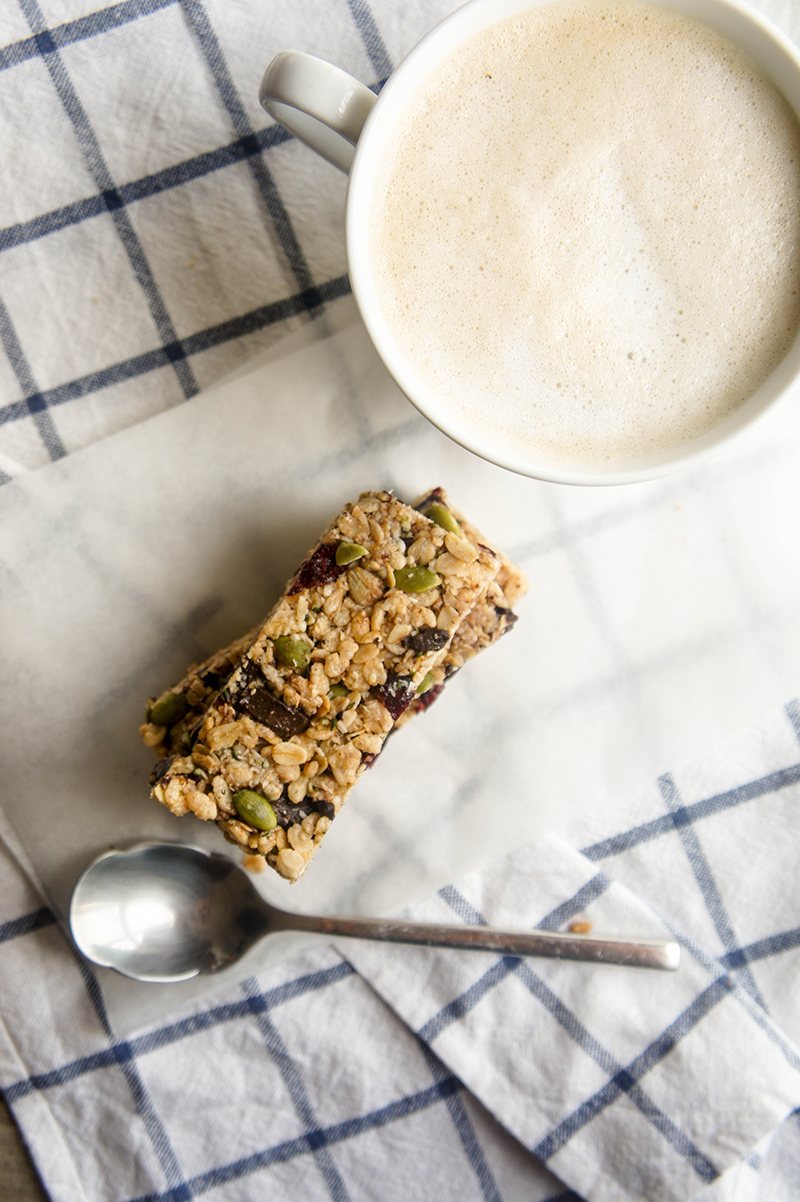 Cranberry Dark Chocolate Granola Bars