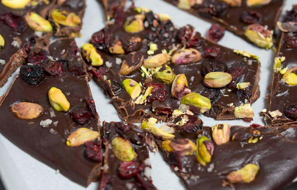 cranberry pistachio chocolate bark