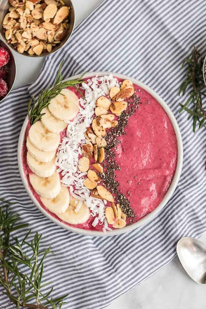 Cranberry Smoothie Bowl