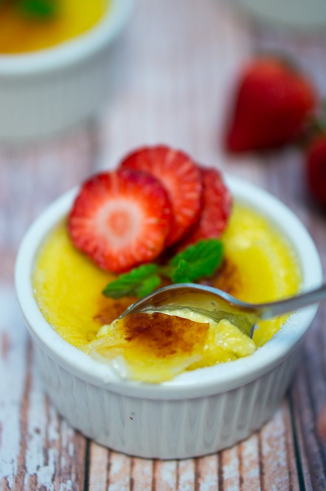 I love to crack the hard crust on top and take a bite of that soft creamy custard. What is really amazing is that it tastes and looks so sophisticated but it is so simple to make. Can you imagine it has only four main ingredients?