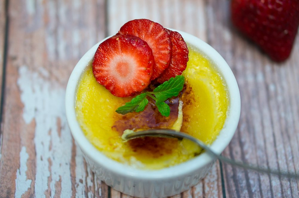 I love to crack the hard crust on top and take a bite of that soft creamy custard. What is really amazing is that it tastes and looks so sophisticated but it is so simple to make. Can you imagine it has only four main ingredients?