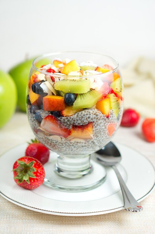 Creamy Chia Pudding with Fresh Fruit