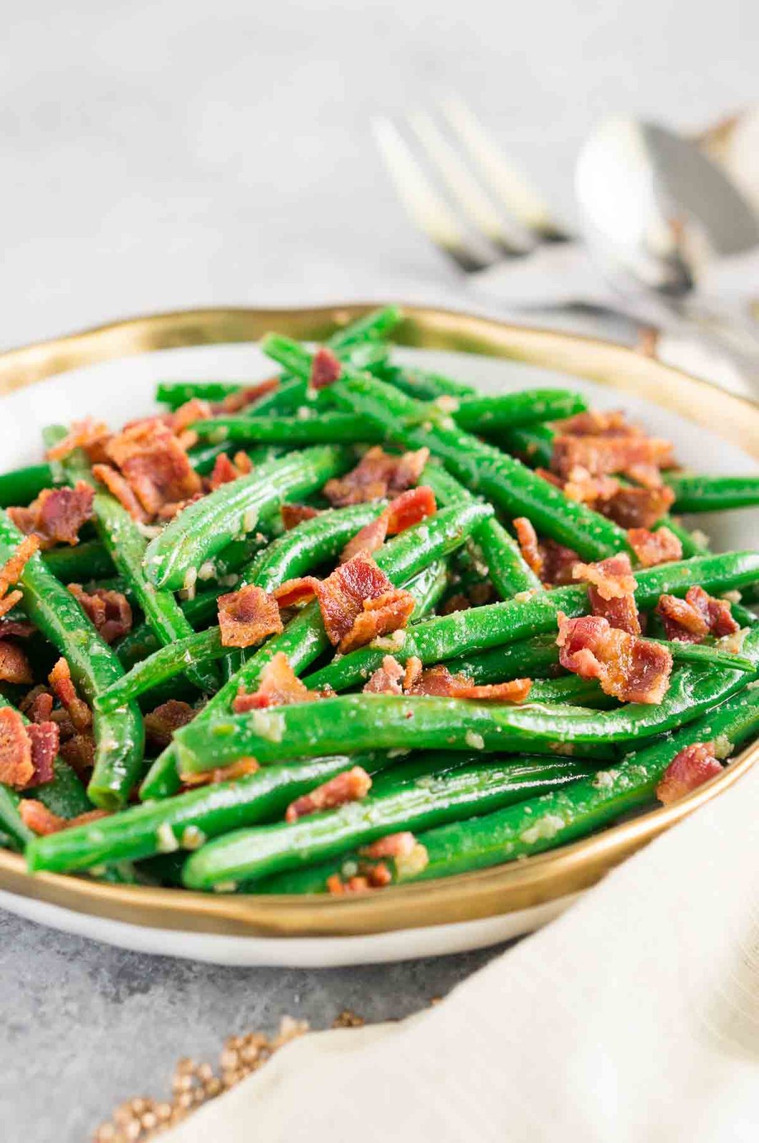 gralic green beans with bacon