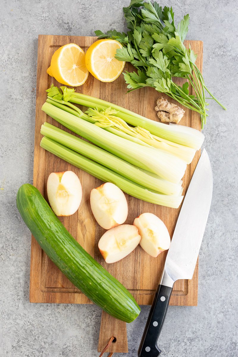 washed, cored and cut produce for making healthy green juice
