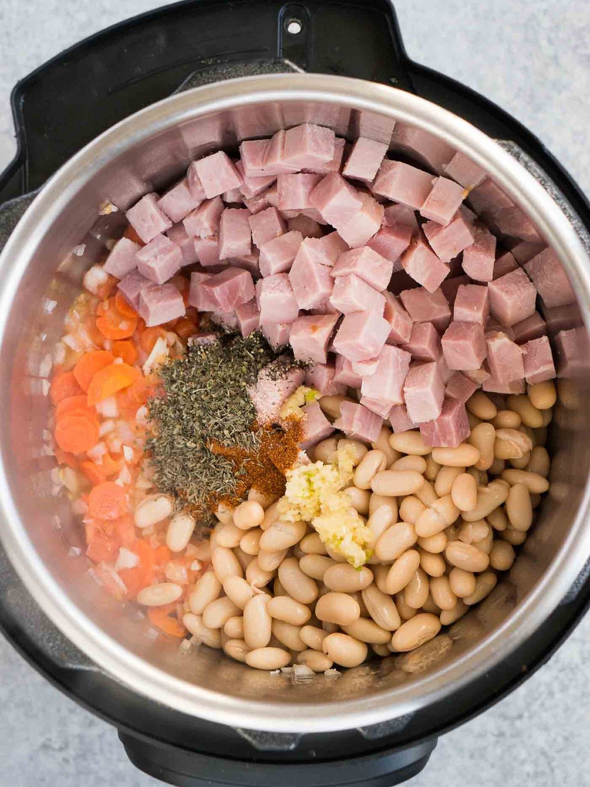 add ham beans and spices to instant pot