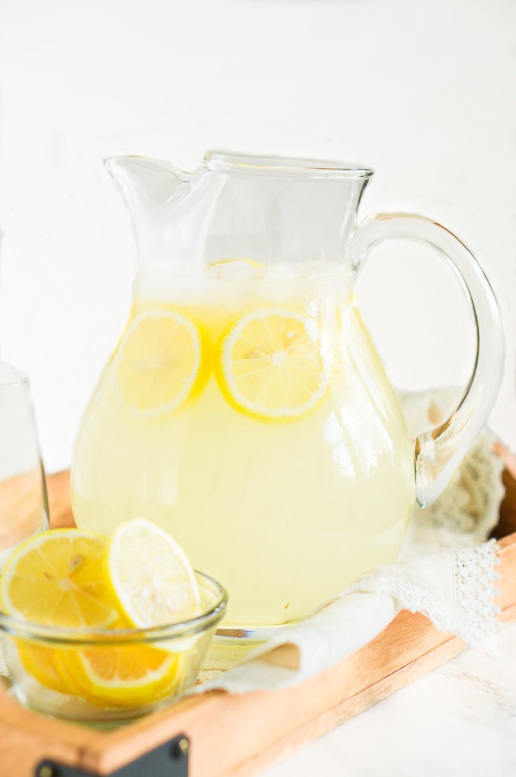 Easy Homemade Lemonade Recipe