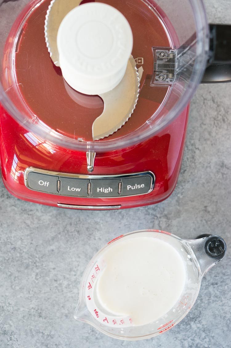 Cream for making butter with a food processor