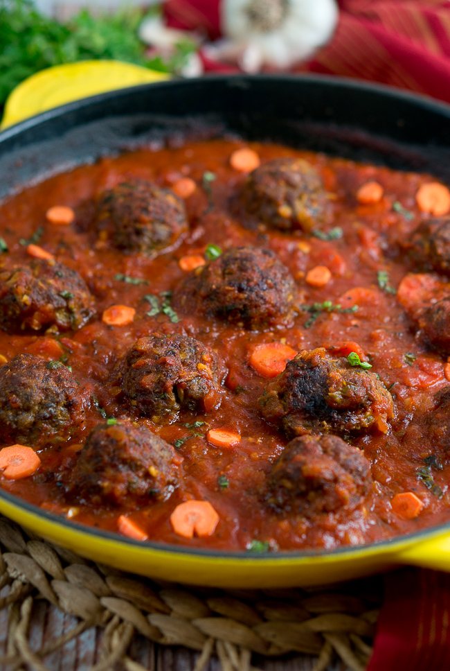 Paleo Meatballs with Marinara Sauce