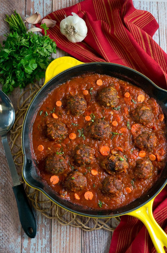 Paleo Meatballs with Marinara Sauce