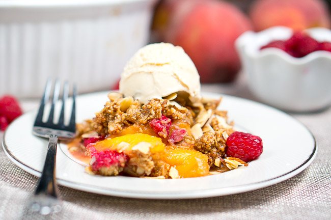 peach raspberry crumble