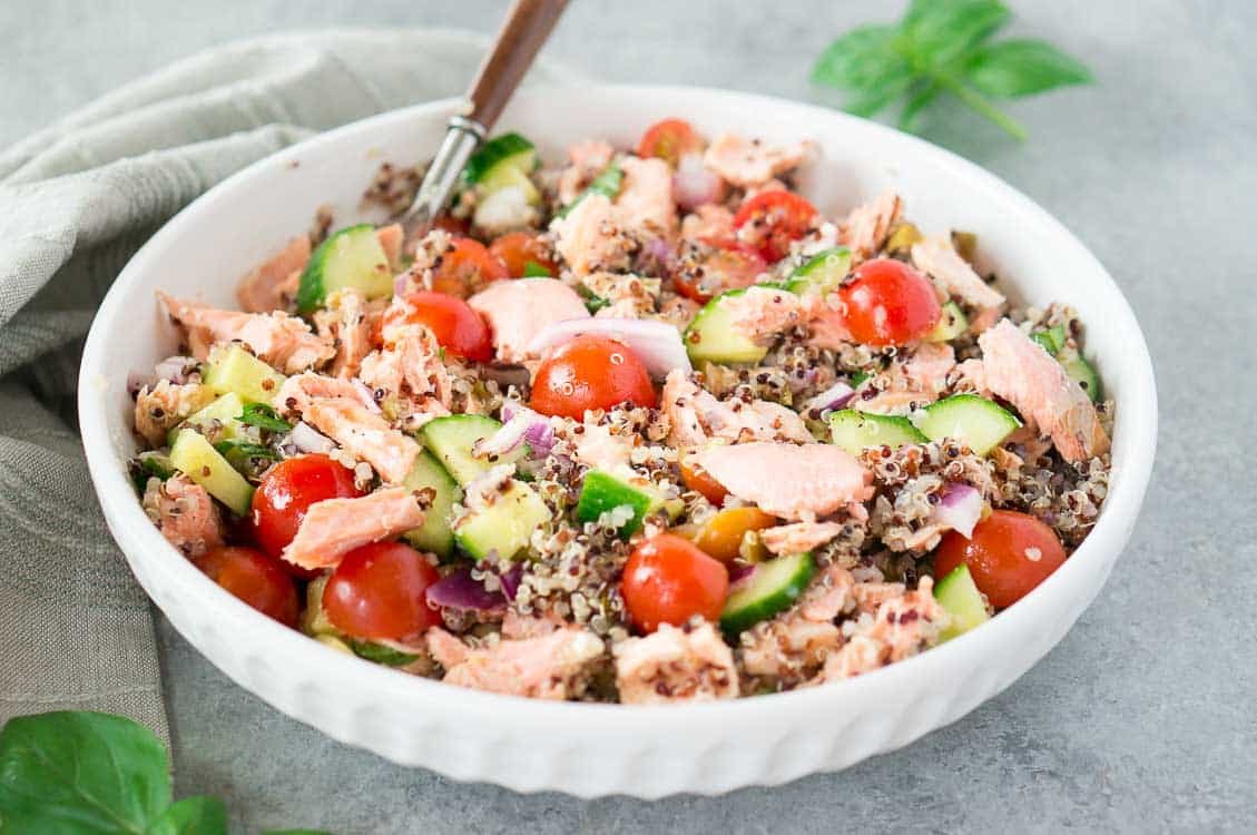 Salmon salad with quinoa