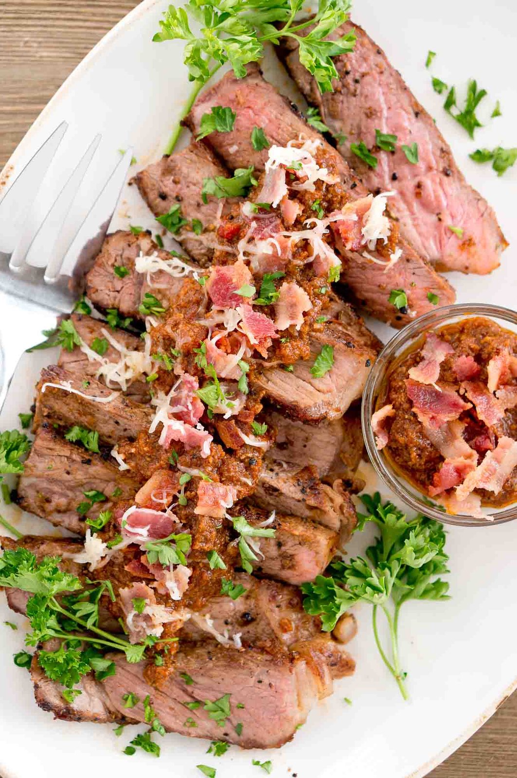 Steak with Spicy Mushroom Sauce
