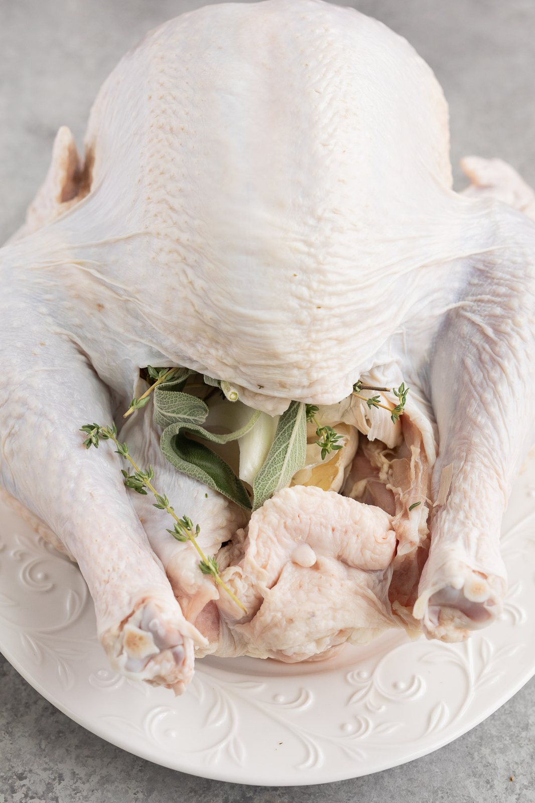 stuffed turkey with onion, garlic, lemon and herbs