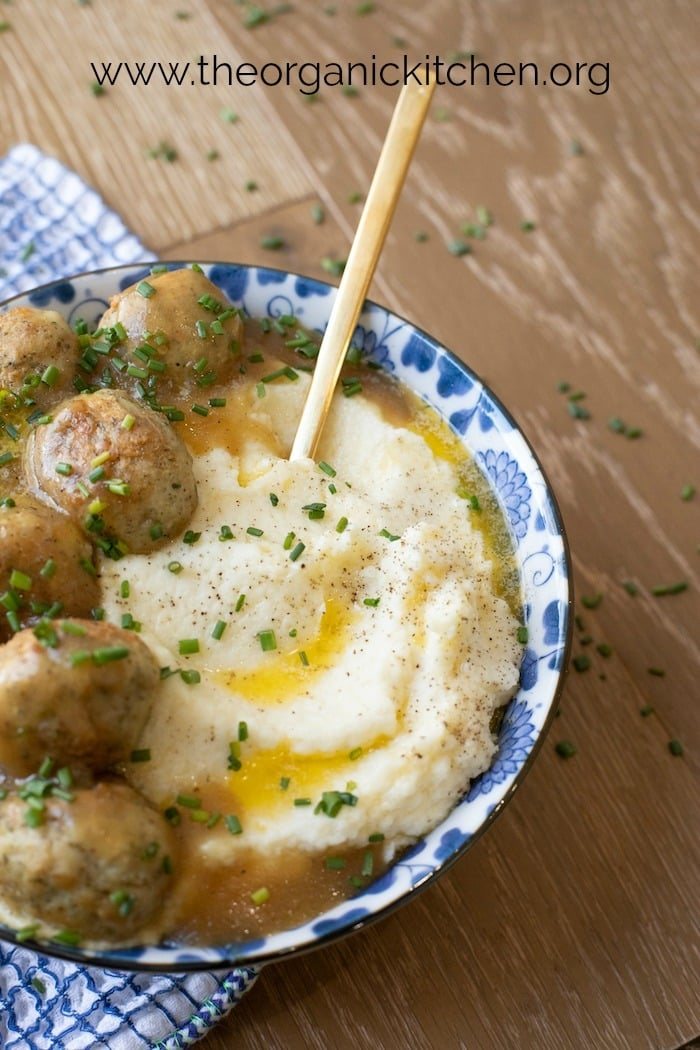 turkey meatballs with gravy and cauliflower puree