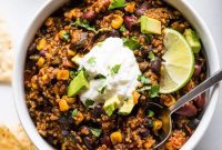 Hearty Quinoa Black Bean Chili