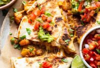 Zesty Shrimp Queso Melts