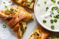 Buffalo Fajita Pizza Wreath