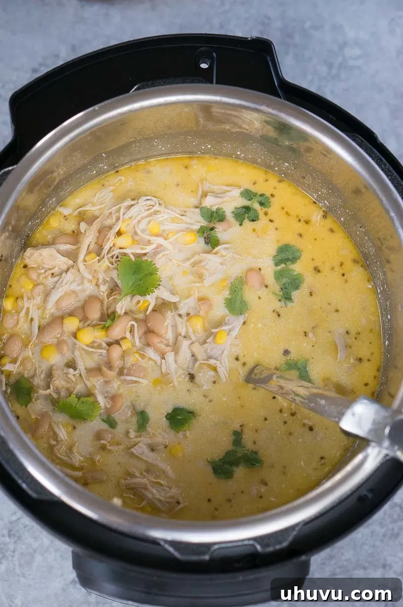 white chicken chili in an instant pot