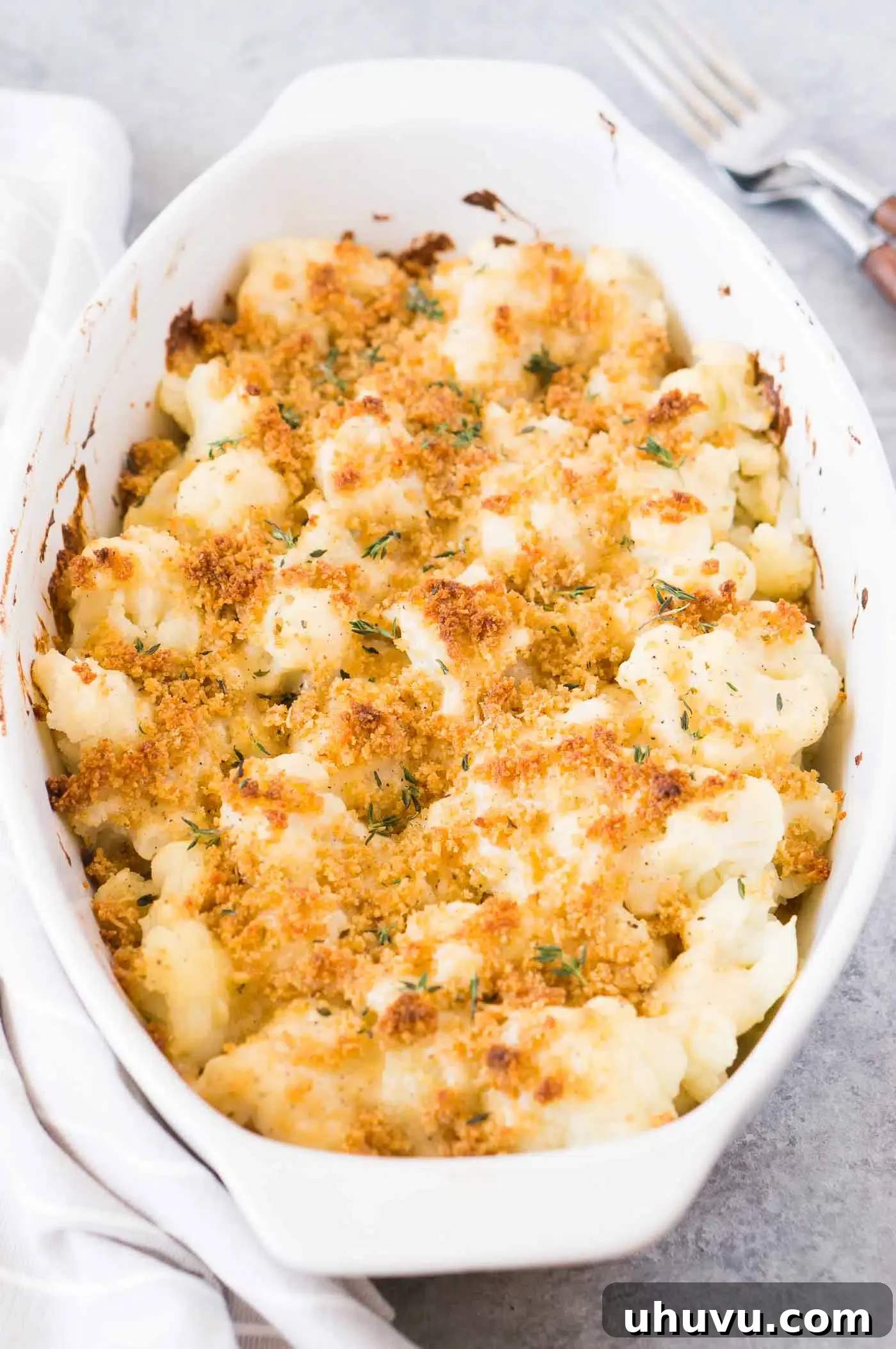 baked cauliflower florets with parmesan topping