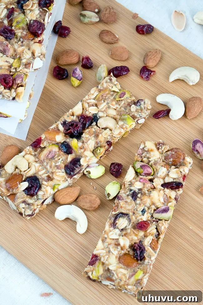 Healthy Homemade Granola Bars | www.deliciousmeetshealthy.com
