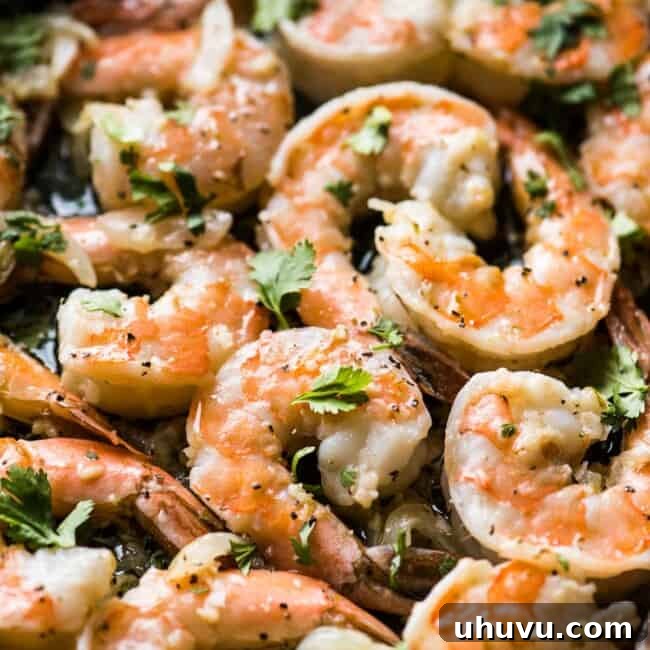 Camarones al Mojo de Ajo (Mexican Garlic Shrimp)