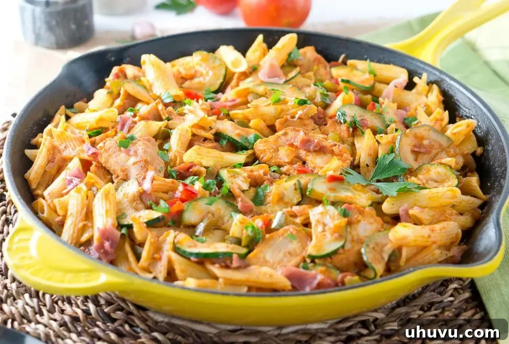 Tuscan Chicken Prosciutto Skillet Pasta 2 Italian Chicken and Prosciutto Pasta Skillet