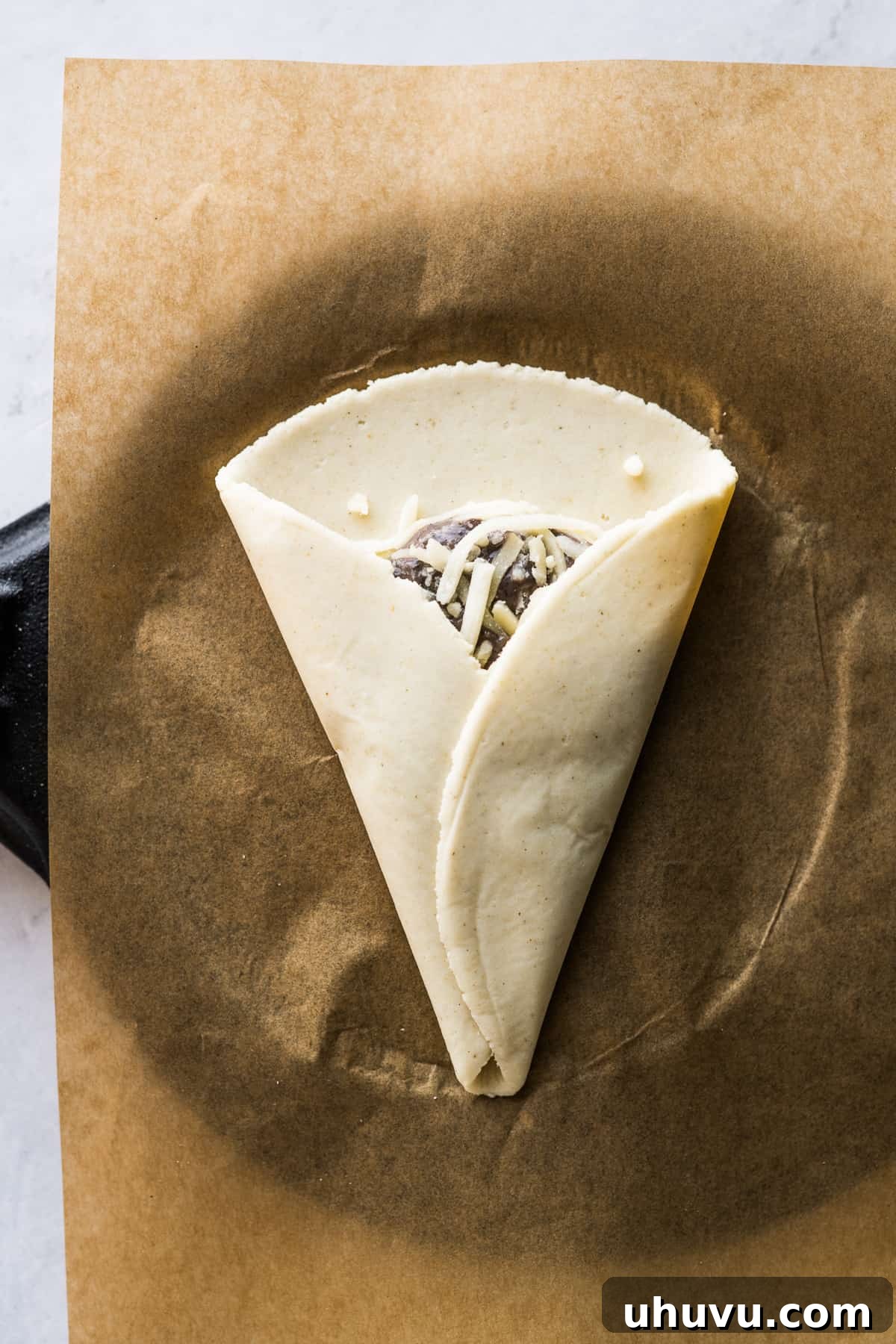 Mexican Masa Pockets 11 How to fold tetelas