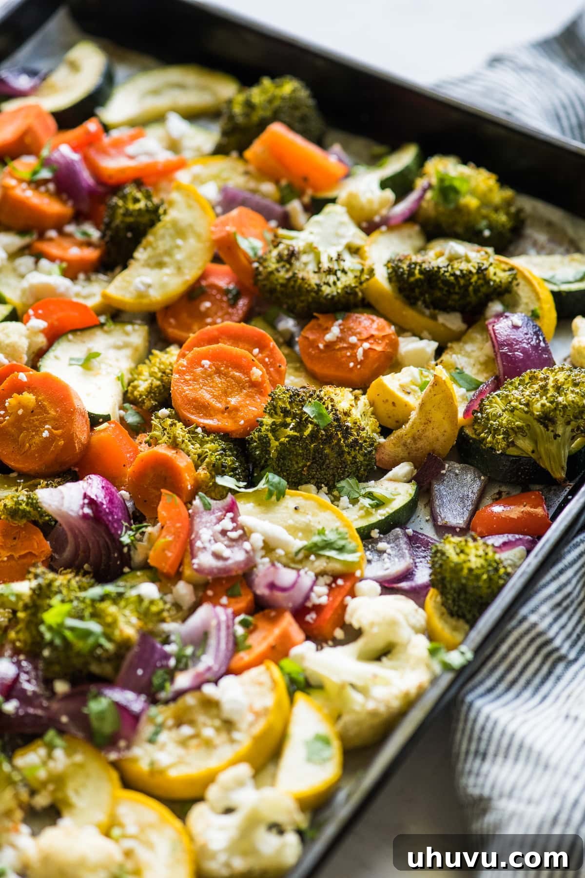 Vibrant Veggie Mexican Feasts 25 Mexican-style roasted vegetables | 25 Vegetarian Mexican Recipes