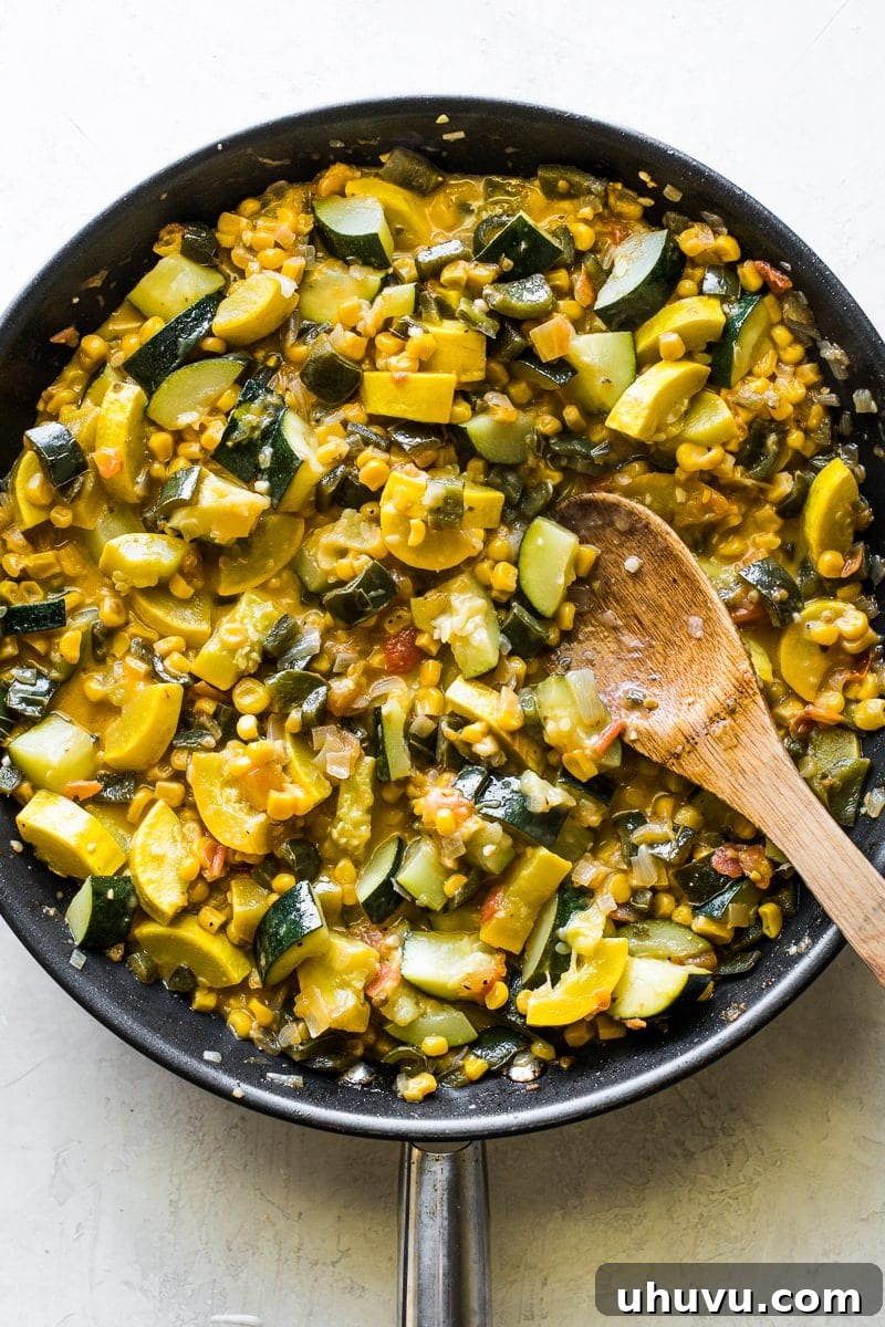 Vibrant Veggie Mexican Feasts 4 Calabacitas | 25 Vegetarian Mexican Recipes