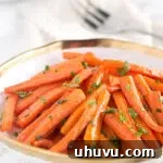 Roasted Honey Glazed Carrots #sides #carrots #thanksgiving #holiday #paleo Roasted Honey Glazed Carrots